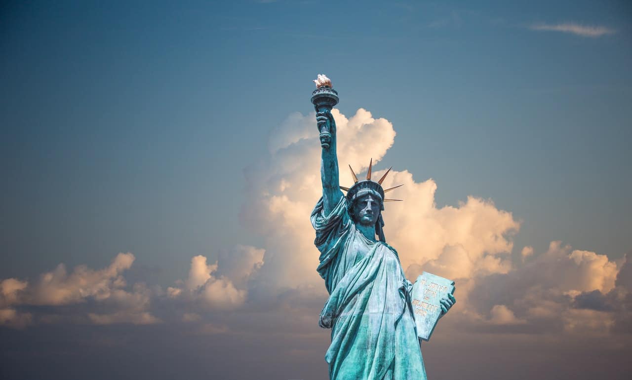 HS Immigration And Translation Services
